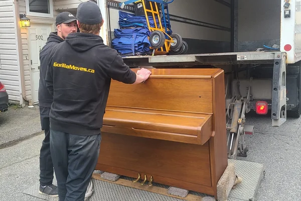 Commercial office movers in Abbotsford BC relocating business equipment and furniture